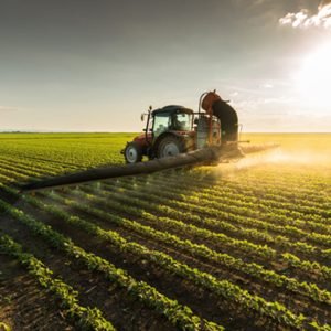 Aplicación de Fitosanitarios y Nutrientes con Pulverización de Precisión